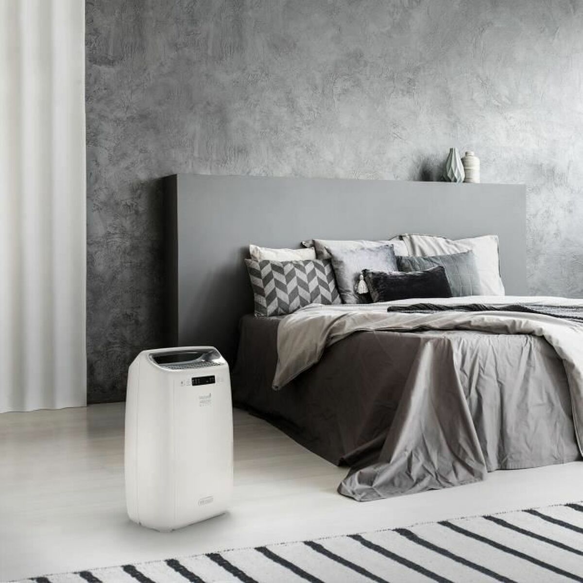 Ilmankuivaaja DeLonghi 300 W 16 L